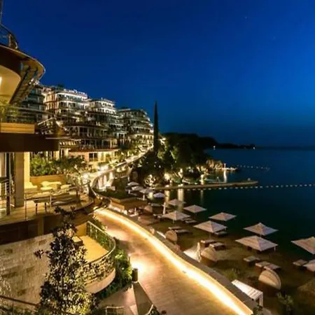 Marina Centar בודווה